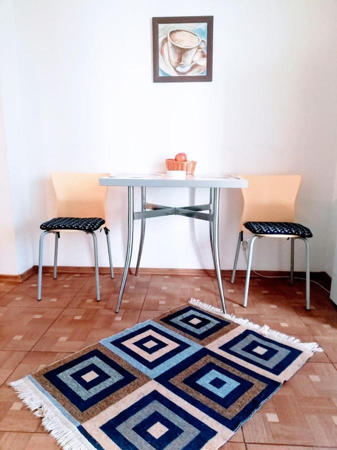 Unirea Cozy Studio Apartment Bucureşti Ngoại thất bức ảnh